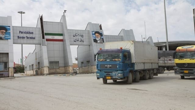 بیش از ۳۰۰ میلیون دلار کالا از گمرکات کرمانشاه صادر شد
