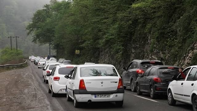 ترافیک سنگین در محور چالوس/ احتمال موج بازگشت مسافران از عصر امروز