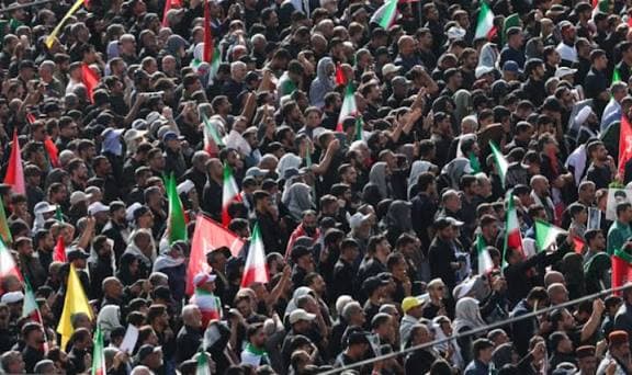 دستور رئیس‌کل بیمه مرکزی برای خدمات‌رسانی بی‌وقفه و بدون تشریفات در مسیرهای تشییع