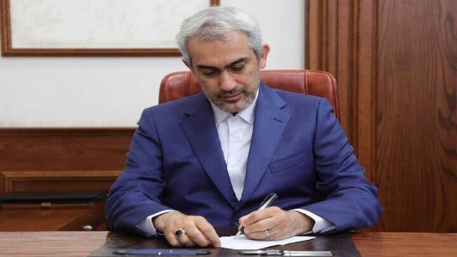 دستور وزیر اقتصاد به سازمان‌های تابعه برای شفاف‌سازی مقررات کسب‌وکار پیش از اجرا