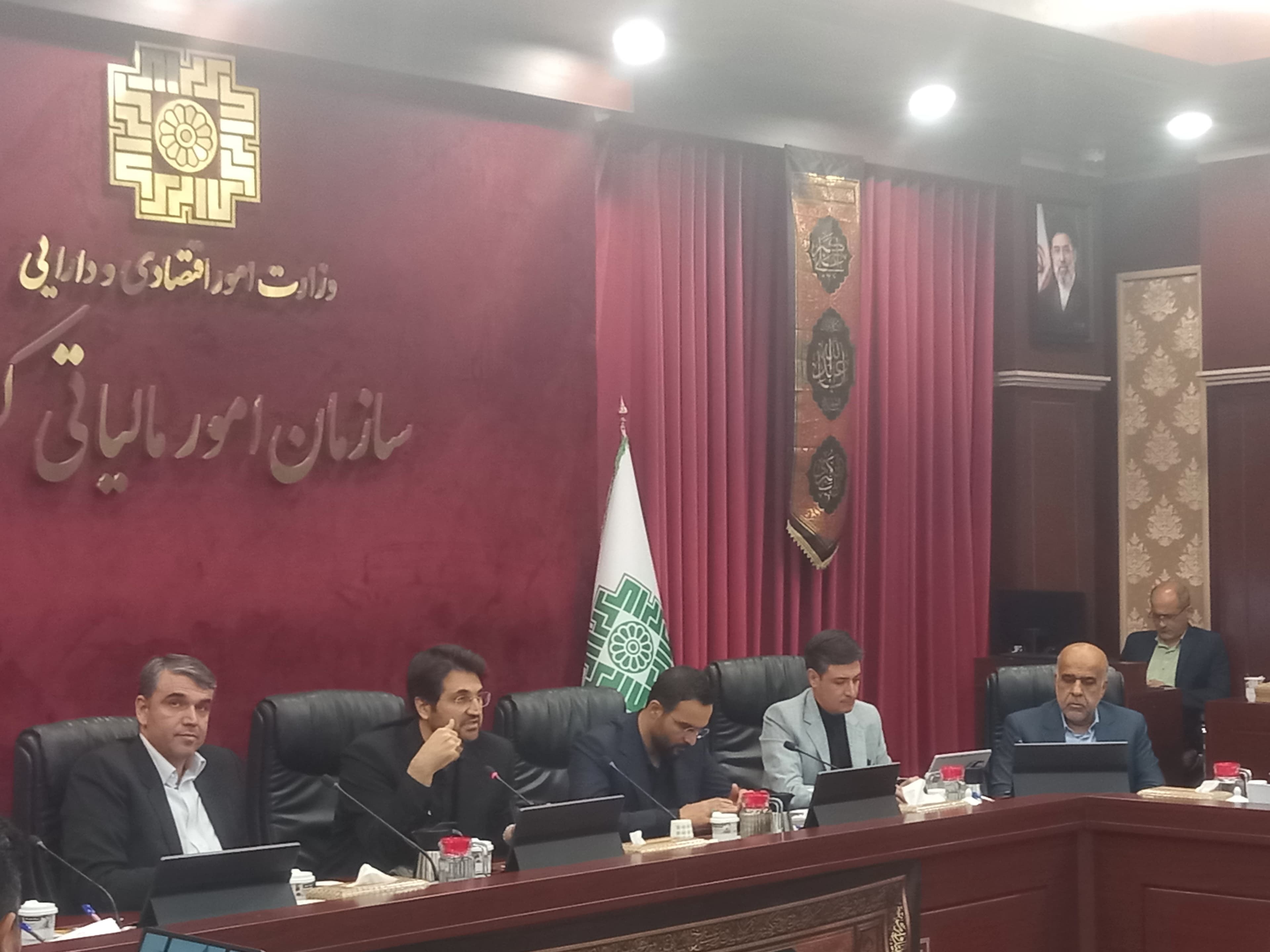 رشد ۳۲ درصدی درآمدهای مالیاتی در چهار ماهه امسال/شناسایی ۱۷۶ هزار مورد تخلف در استفاده از دستگاه‌های کارتخوان