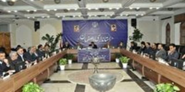 ­الحاق ۹۱۶ هکتار زمین به محدوده ۴۱ شهر استان اصفهان تا پایان امسال