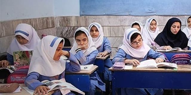 آزمون استخدامی آموزش و پرورش برای جذب معلم ۲۶ اسفند برگزار می‌شود