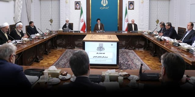تصويب بسته پیشنهادی بانک مرکزی برای كنترل بازار ارز