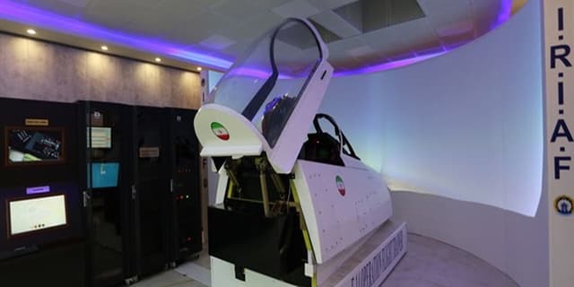 نخستین شبیه‌ساز ایرانی پرواز جنگنده F-14 رونمایی شد 