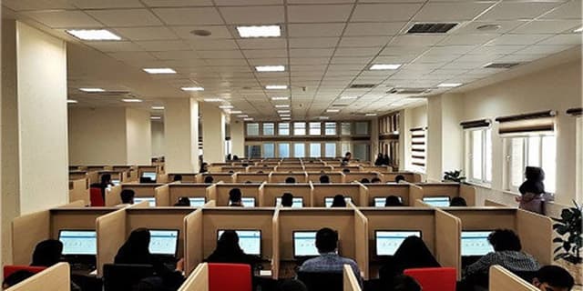 برگزاری الکترونیکی آزمون‌ها در سال ۱۴۰۳