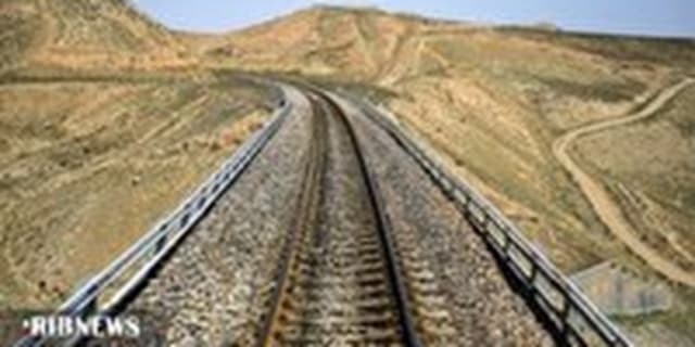 راه آهن بستان آباد-خاوران آماده بهره برداری است