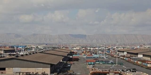 تکلیف ۴۲۶ کانتینر لوازم خانگی خارجی به کجا رسید؟