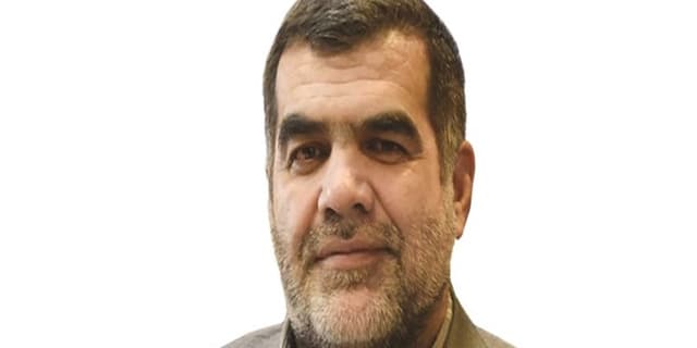 خداحافظی زودهنگام نیکزاد با بنیاد مسکن و معارفه رئیس جدید