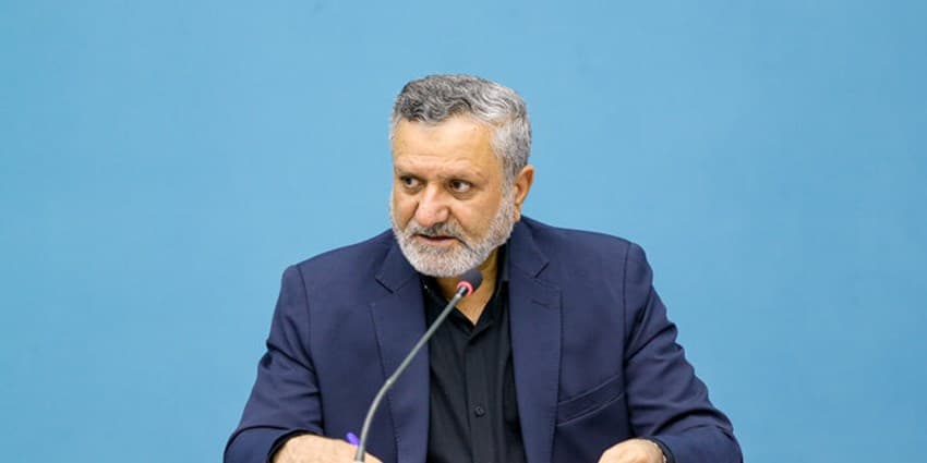 وزیر کار: پیگیر اجرای قانون مشاغل سخت و زیان‌آور برای خبرنگاران هستم