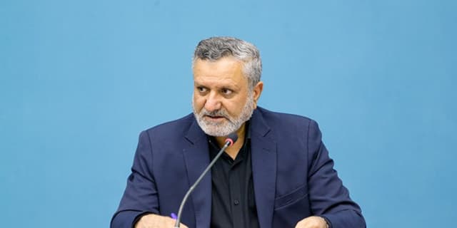 وزیر کار: پیگیر اجرای قانون مشاغل سخت و زیان‌آور برای خبرنگاران هستم