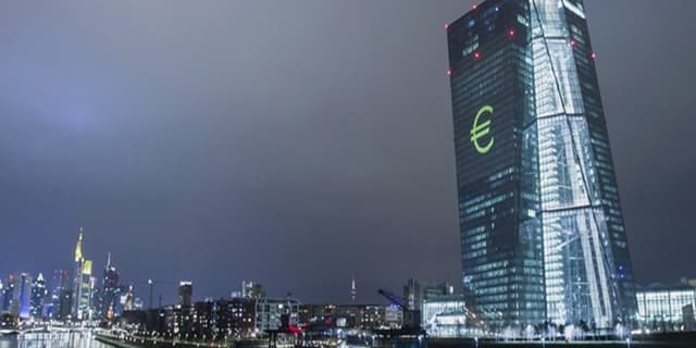 توبیخ کارکنان‌ بانک مرکزی اروپا به دلیل افشای اطلاعات مهم