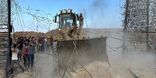 کارشناس صهیونیست: عملیات فلسطینی‌ها اقتصاد رژیم اسرائیل را بحرانی‌تر کرد