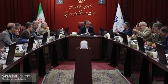 نشست بررسی پروژه حد اعتباری خزانه داری در سامانه نسیم