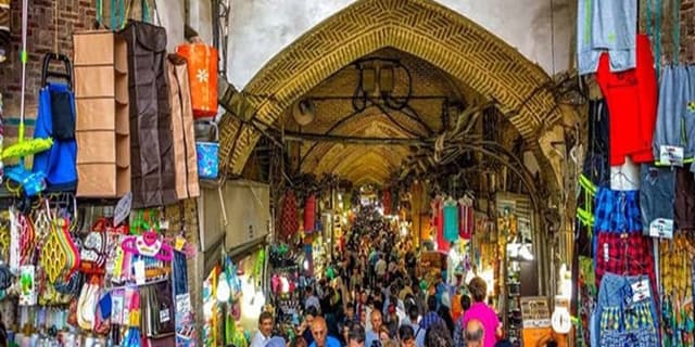 افزایش سطح درآمد و رفاه و کاهش فقر در دولت سیزدهم
