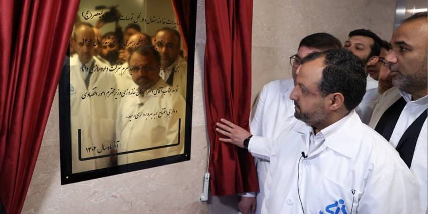 افتتاح «سرم سازی شركت داروسازی دانا» از سوی وزیر اقتصاد