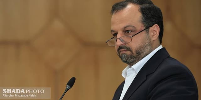 وزیر اقتصاد وارد ساری شد