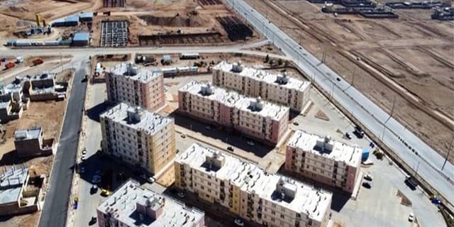 تحویل ۲۰۰ واحد مسکونی به محرومان منطقه کوهدشت
