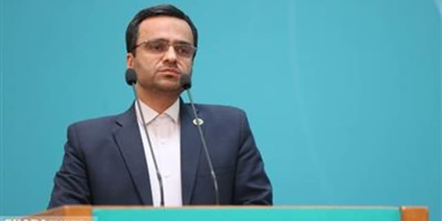 حضور طیف وسیعی از اساتید اقتصاد سراسر كشور در همایش اقتصاد ایران/ آغاز گفت‌وگو با صاحبنظران درباره اصلاح ساختار و رفع ناترازی‌ها