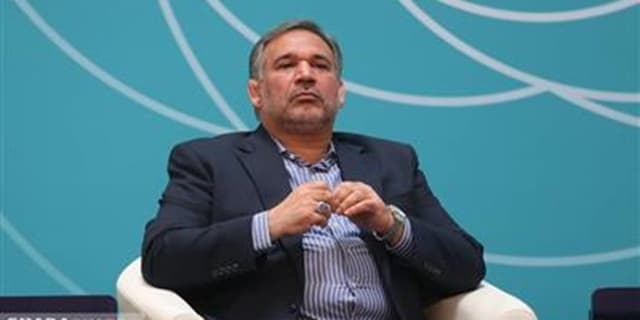 عضو كمیسیون اقتصادی مجلس: اصلاح اقتصاد نیازمند اصلاح سیاست هاست