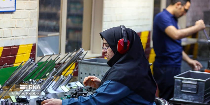 ۵۴ واحد تولیدی راکد در استان اصفهان به چرخه تولید بازگشت