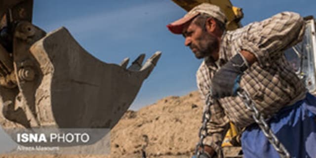 فشار مالیاتی از اقشار کم‌درآمد کم می‌شود