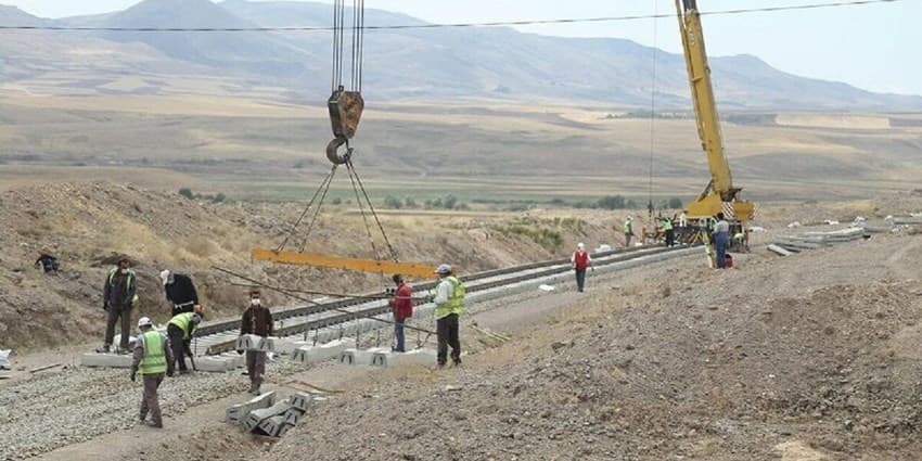 جزییات تصمیم هیات دولت برای تامین مالی پروژه راه‌آهن چهارمحال و بختیاری