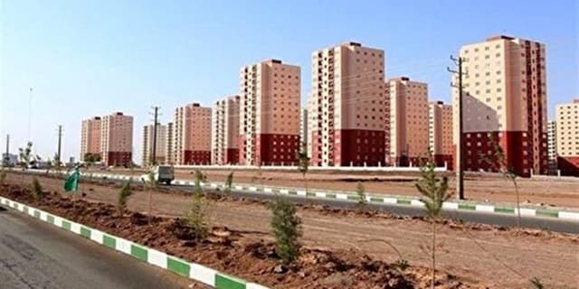 اولویت اجرای پروژه‌های مسکن با شرکت‌های داخلی است