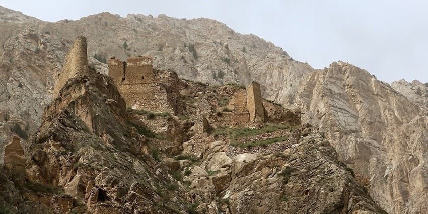 ملکه قلعه های ایران کجاست؟