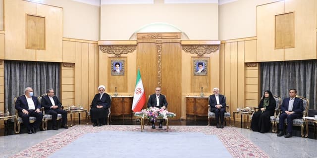 سفر به عراق همسو با افزایش ارتباطات اقتصادی بین تهران و بغداد است