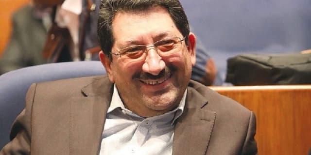 وزیر صمت در مراسم بازگشایی مدارس؛ درس بخوانید و کارآفرین باشید