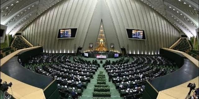 کلیات لایحه بودجه سال ۱۴۰۴ تصویب شد