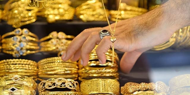 فروش مصنوعات طلا و جواهر از طریق فضای مجازی منعی ندارد