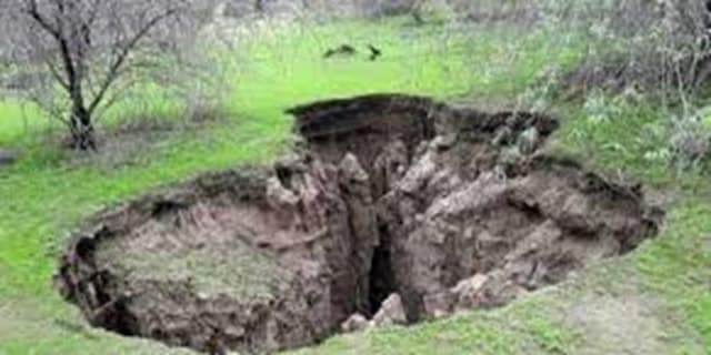 زلزله و فرونشست؛ دو بحران و تهدید جدی برای ایران