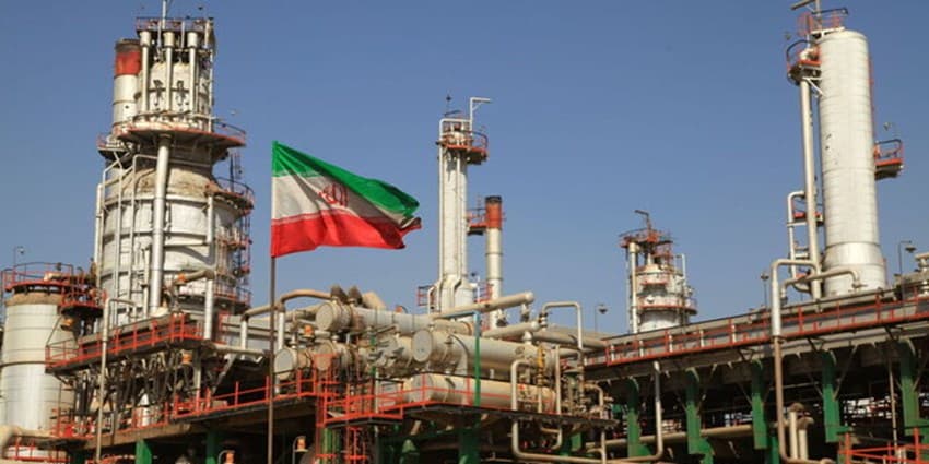 افزایش حدود ۳ میلیون لیتری تولید بنزین در پالایشگاه آبادان