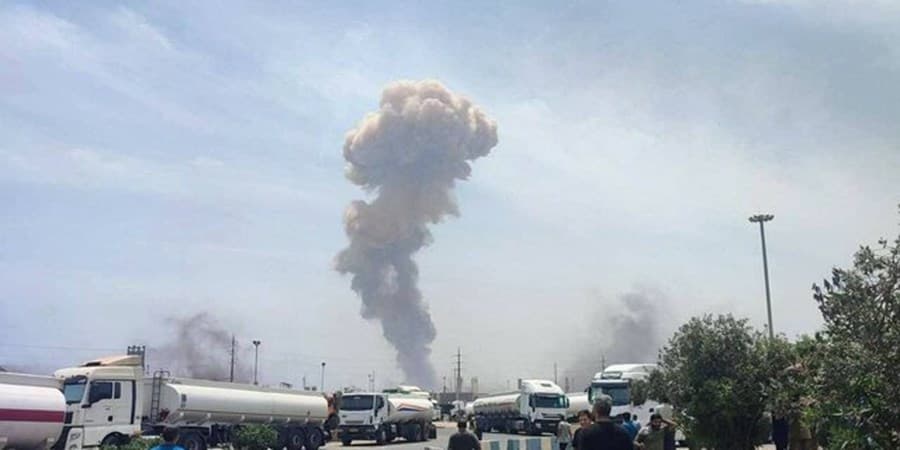بیش از ۱۰ هزار کانتینر در بندر رجایی سوخت