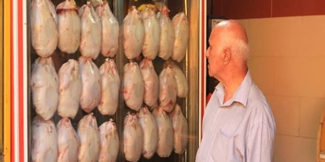 مرغ ۸۶ هزار تومانی به فروشگاه‌ها رسید.