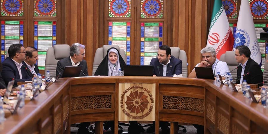 بانک صادرات ایران با روش‌های نوین تأمین مالی، گره تولید را باز می‌کند