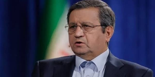 همتی: اولویت اصلی سیاست‌گذار پولی، مهار تورم است