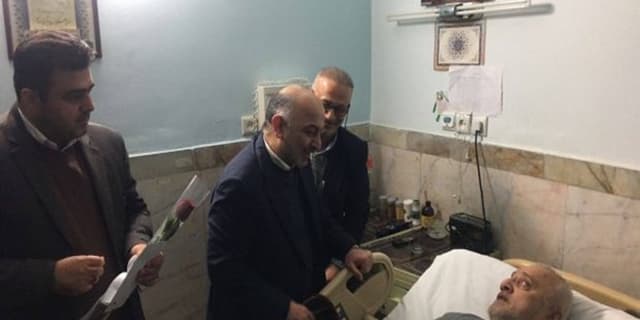 به مناسبت میلاد امام زمان (عج) و دهه مبارک فجر ؛ مدیرعامل بیمه دی به دیدار جانبازان مرکز امام علی (ع) ساری رفت