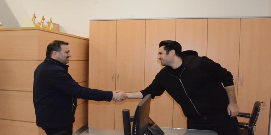 سعید توتونچی، عضو هیئت‌مدیره بانك صنعت و معدن در جریان بازدید از واحدهای ستادی این بانك: حضور مسئولانه كاركنان، مایه سربلندی بانك در افكار عمومی و نشانه پویایی نظام مالی كشور است