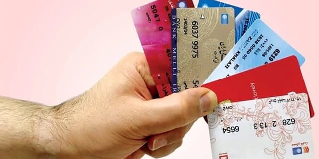 کارت‌های بانکی تاریخ گذشته به صورت خودکار تمدید می شوند
