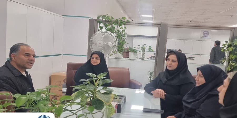 بازدید مدیرعامل بانک تجارت از واحد ارزی اسکان ، خزانه داری ارزی و شعب ولیعصر-مطهری و زرتشت ولیعصر