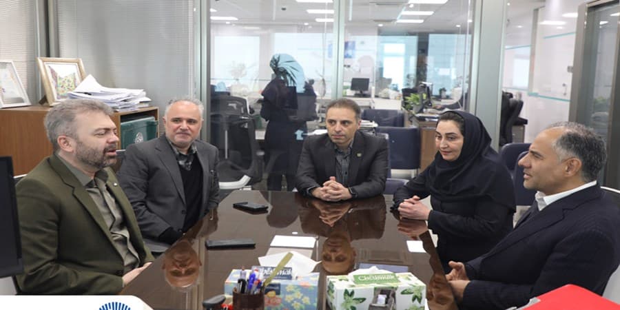 خدمت بانک تجارت به مشتریان با حداکثر کیفیت ادامه دارد