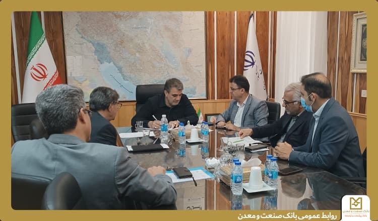 استاندار سمنان از نقشآفرینی بانك صنعت و معدن در حمایت از تولید و اشتغال تقدیر كرد