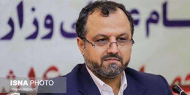 وزیر اقتصاد از انبار نگهداری کالاهای بندرامام بازدید کرد