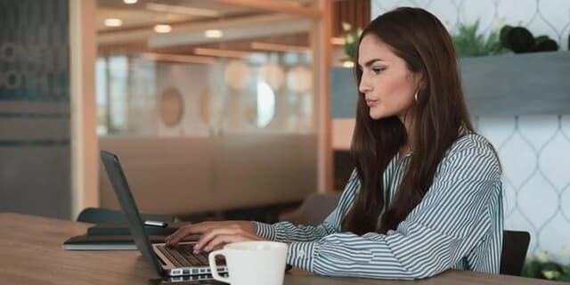 تاثیرات هفته کاری ۴ روزه برای زنان چیست؟