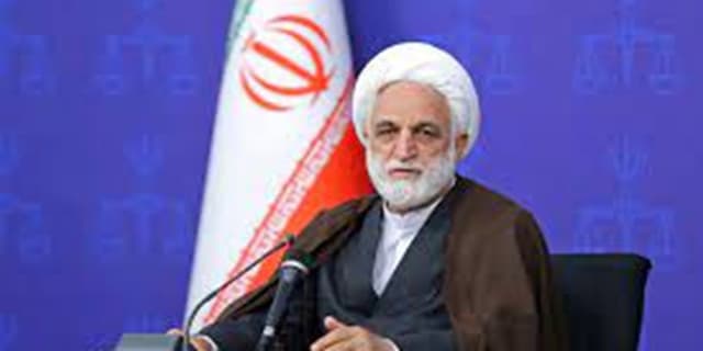 دستورات رئیس دستگاه قضا برای خروج کالاهای ترخیص نشده از بنادر