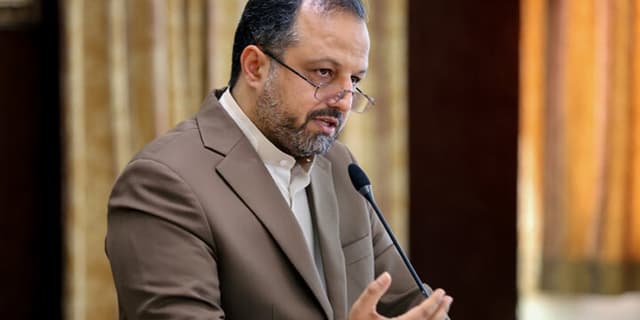 وزیر اقتصاد: کالاهای اساسی گران نمیشود