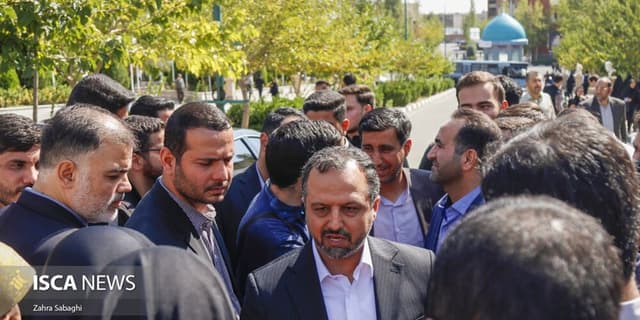 نشستی با دانشجویان دانشگاه علامه طباطبایی